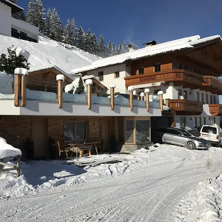 Apartment Landhaus Rieder Im Zillertal - Apart Arena Blick Aschau Im Zillertal