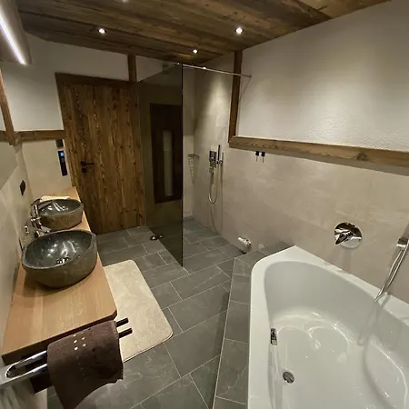Apartment Landhaus Rieder Im Zillertal - Apart Arena Blick