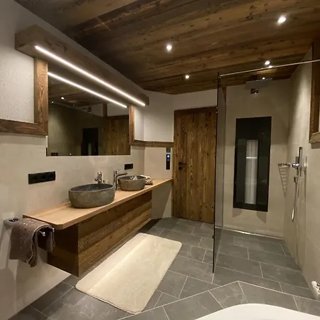 Rieder Im Zillertal * Aschau Im Zillertal