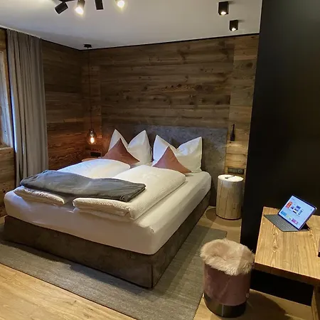 Apartment Landhaus Rieder Im Zillertal - Apart Arena Blick
